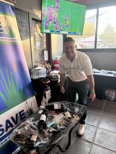 Participants enjoying the Save The Vaal Golf Day charity event