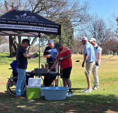 Participants enjoying the Save The Vaal Golf Day charity event